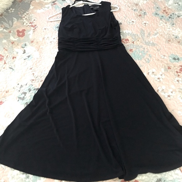 Navy Blue Minimalist A Line Midi Dress - Picture 2 of 9